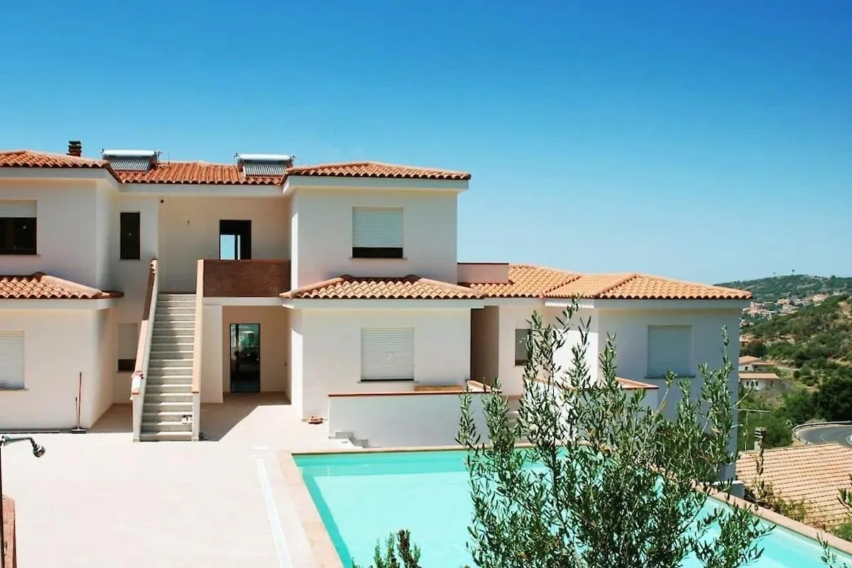 Appartamento Suono Del Blu Nel Residence Con Piscina A Badesi
